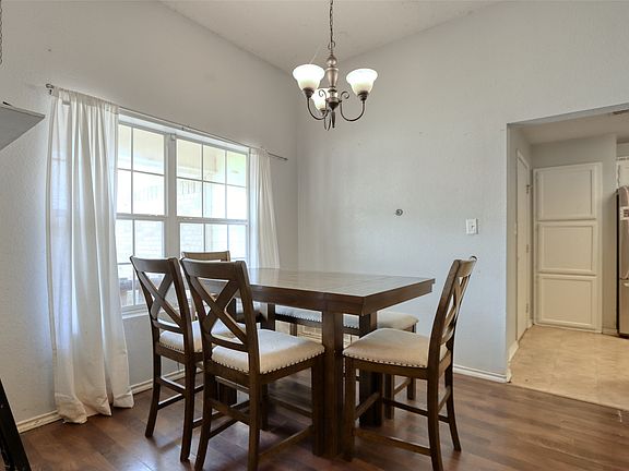 5th image of 108 Wolf Ln