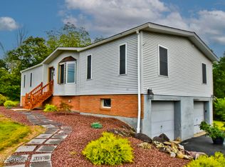 316 Poplar Valley Rd W, Stroudsburg, PA 18360