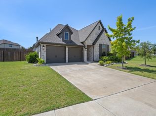 960 Knoxbridge Rd, Forney, TX 75126