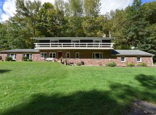 196 Murray Hollow Rd, Shushan, NY 12873