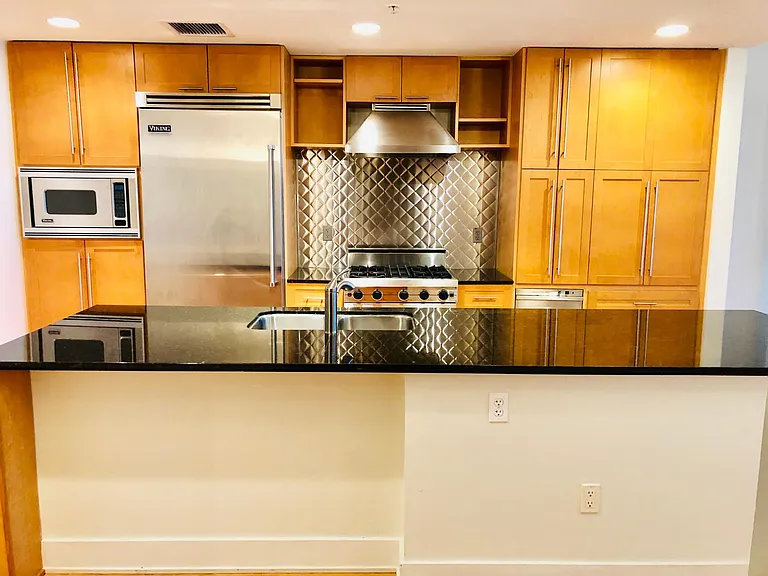 1208 E Kennedy Blvd #918 — Photo 9