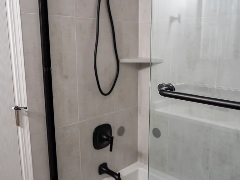 3500 Summit Dr — Photo 8
