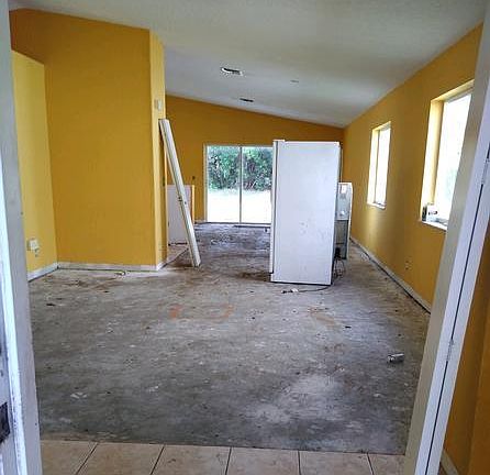 2nd image of 4621 SW 12th St
