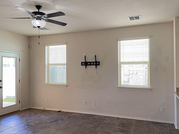 4th image of 14968 Boer Trail Ave