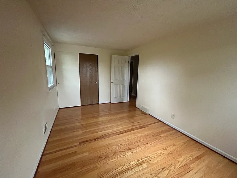 38 Waterford Way — Photo 7