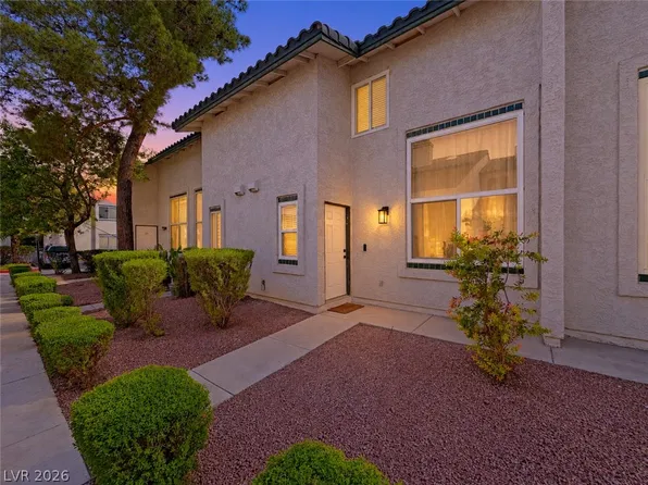 2471 Old Forge Ln APT 103, Winchester, NV 89121