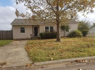 1900 Oklahoma Dr, Altus, OK 73521