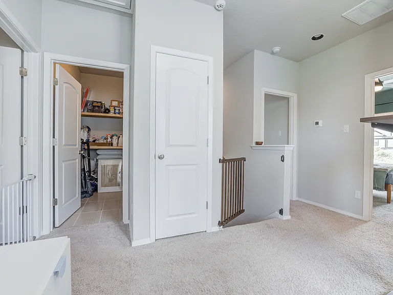 224 Stein Rd — Photo 32