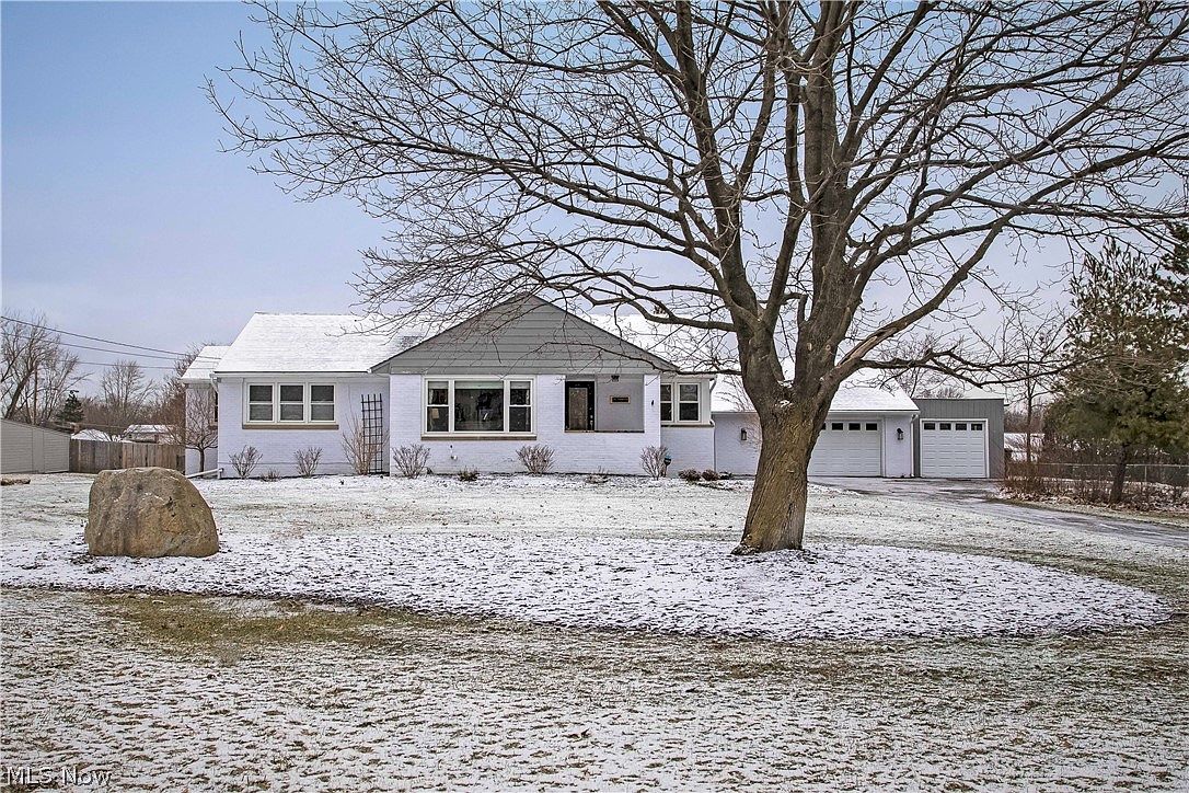 18300 Shurmer Rd, Strongsville, OH 44136 Zillow