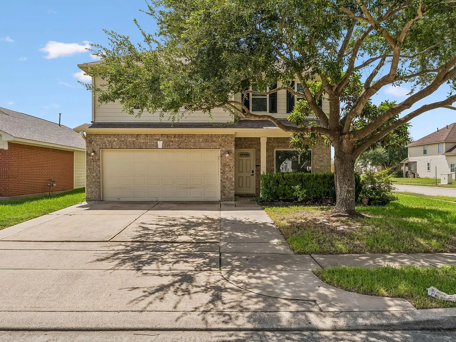 4 bed, 2.5 bath, 2410 sqft, $2,500 — Photo 4