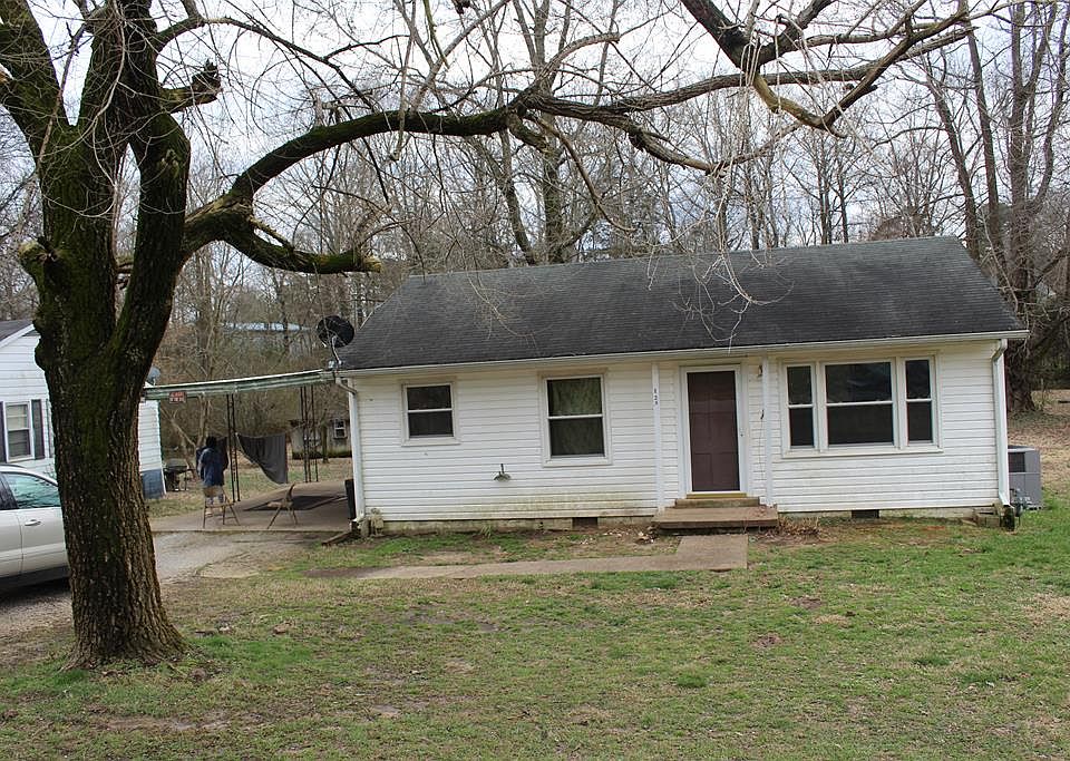 1st image of 123 Turnpike St