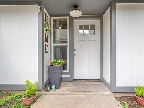 3rd image of 2128/2130 Redwing Way