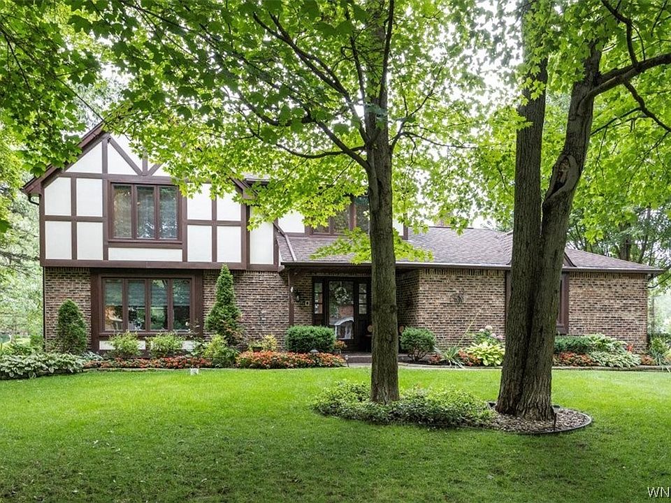 1st image of 116 Glen Oak Dr