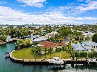 2500 NE 135th St #C711, North Miami, FL, 33181