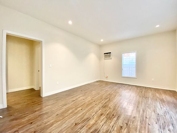 4th image of 3192 W 7th St #33A