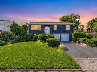 286 W 13th Street, Deer Park, NY 11729