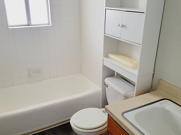 3rd image of 380 Taylor Dr #18