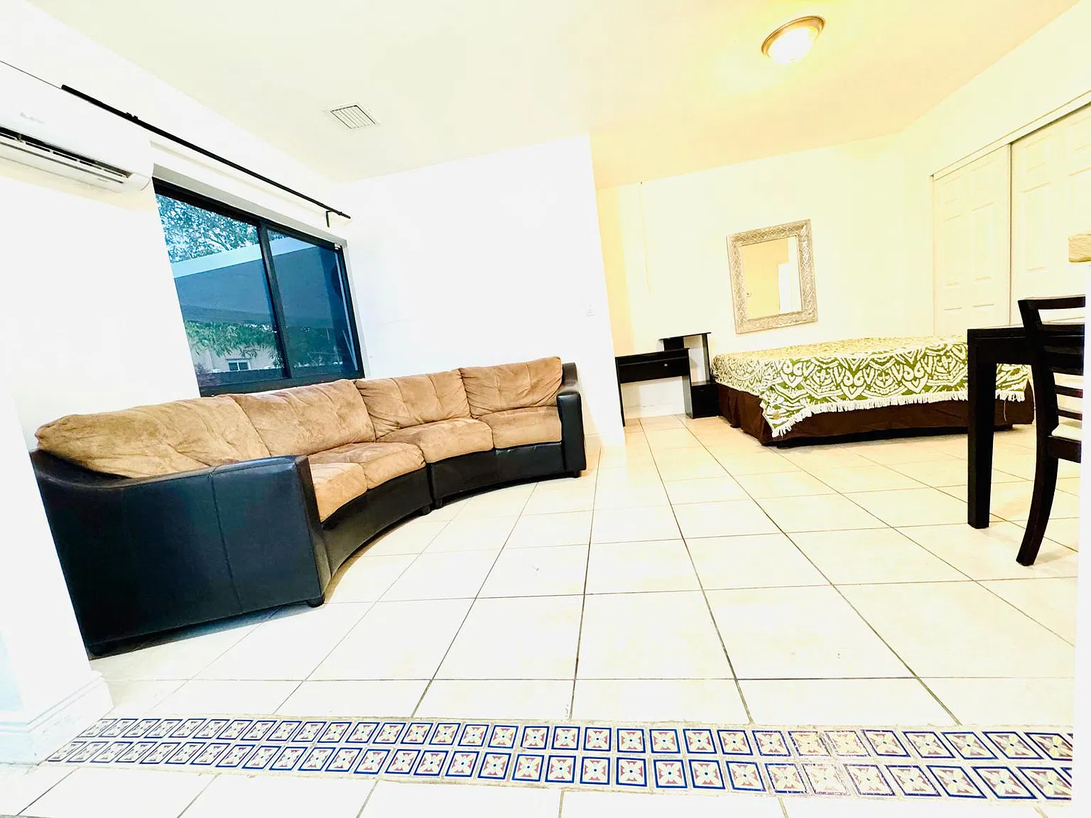 SE 2ct 2, Hallandale Beach — Photo 2
