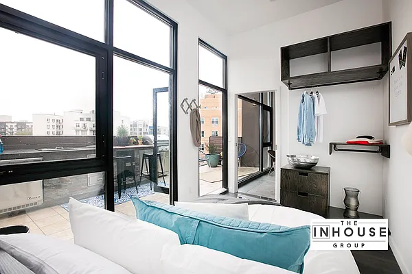 Sold by The InHouse Group | media 18