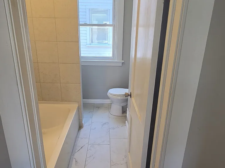 26 Whittlesey Ave #2 — Photo 5
