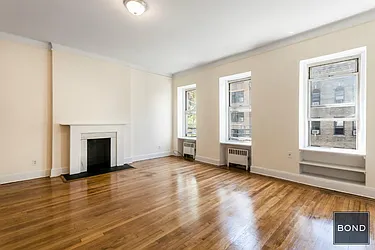 Rented by Bond New York