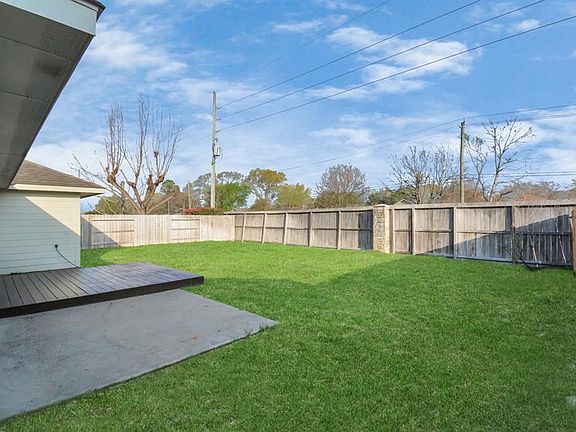 4th image of 14126 Silver Glade Ln