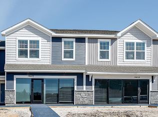 2043 Clearwater Ter, Shakopee, MN 55379