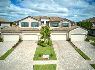 17825 Gawthrop Dr #103, Bradenton, FL 34211