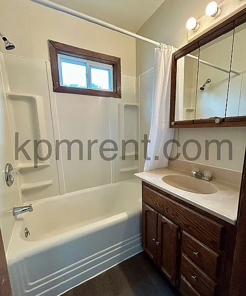 1109 3rd Ave NW — Photo 8