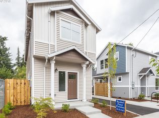 12381 SE Bush St, Portland, OR 97236