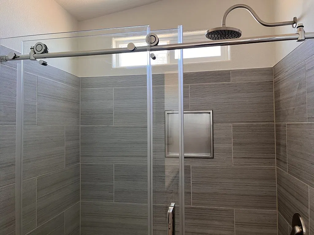 2 bed, 2.0 bath, 1179 sqft, $1,550 — Photo 3