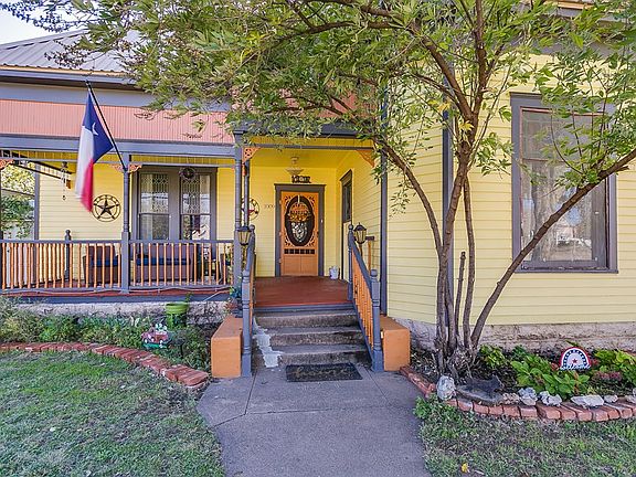 5th image of 1009 N 8th St