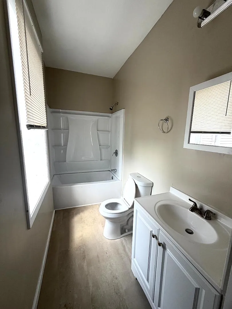 6704-6706 Idaho Ave - 6706 Idaho Ave 2 Floor — Photo 4