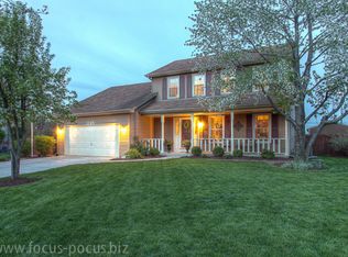 1345 Cortland Dr, Naperville, IL