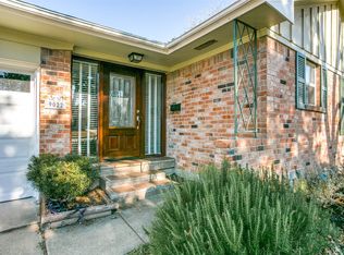 9022 Hackney Ln, Dallas, TX 75238