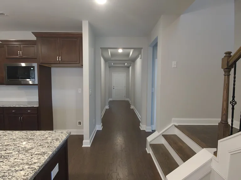 1137 Crisp Spring Dr — Photo 9
