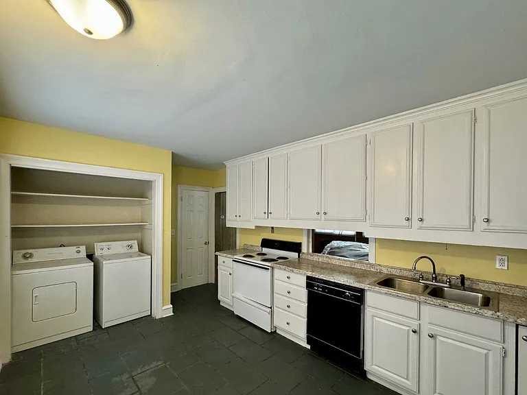 508 Loblolly Ln — Photo 5
