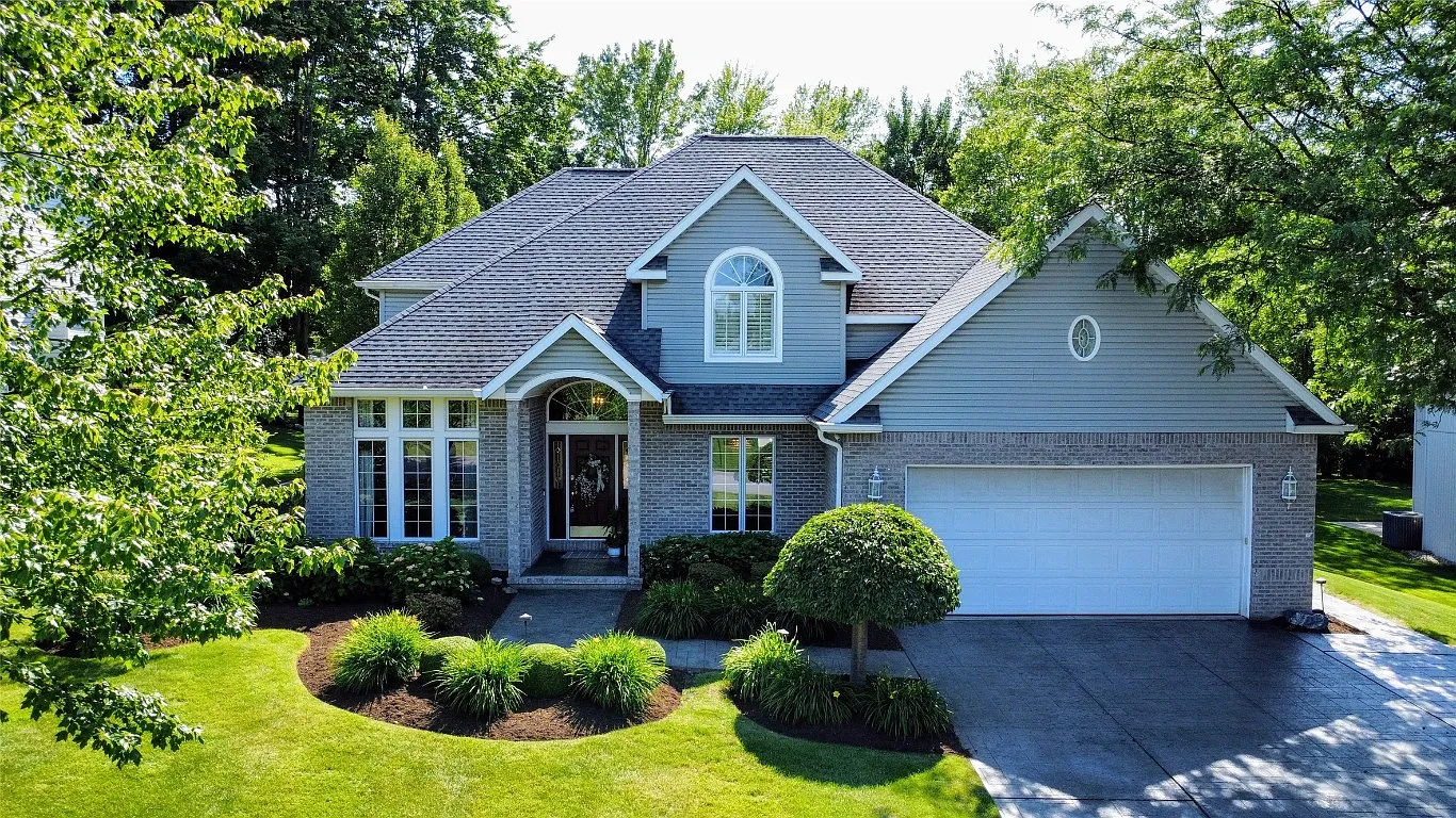 4138 Mountain Laurel Dr photo 1