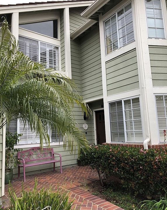 1st image of 600 Brocton Ct Unit 101