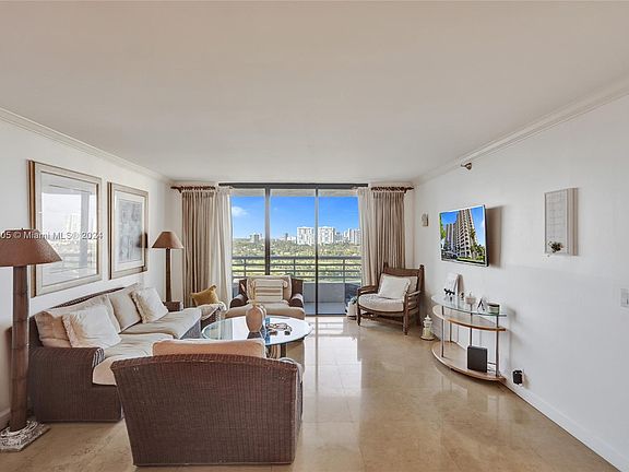 3rd image of 3300 NE 191st St APT 1511