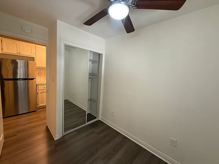 1032-1036 S Normandie Ave #5 — Photo 11
