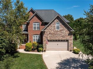 120 Blossom Hill Ct, Mocksville, NC 27028