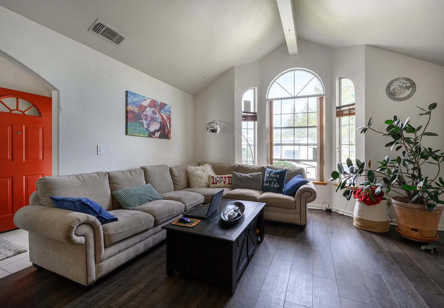 1852 Harbor Town Dr — Photo 2