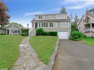 19 Ridge Rd, Groton, CT 06340