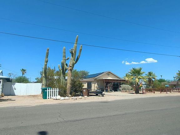 3rd image of 302 N 110th St