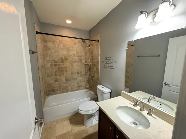 5406 S Indiana Ave APT 2N, Chicago, IL 60615