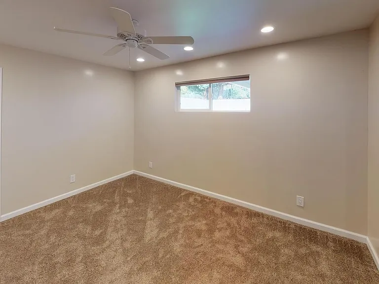 1751 Catalina Blvd — Photo 11