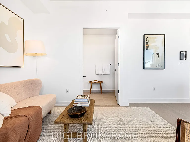 560 Rideau St #606 — Photo 18