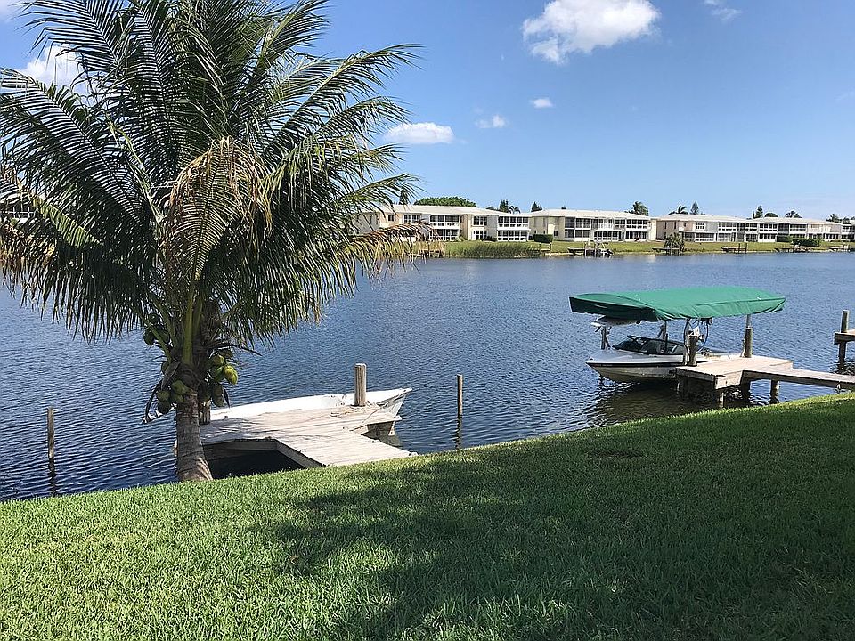 2nd image of 1700 NW 21st Ct