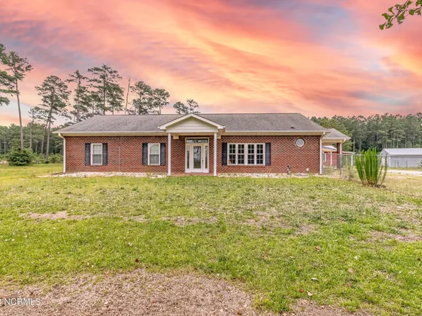 2565 Dobbersville Road, Mount Olive, NC 28365